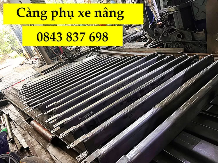 cang phu xe nang cho xe Toyota, Heli