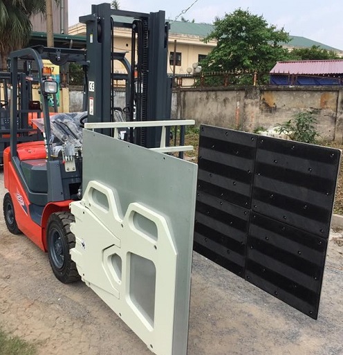 Xe nâng hàng kẹp Carton Xe nâng hàng kẹp Carton