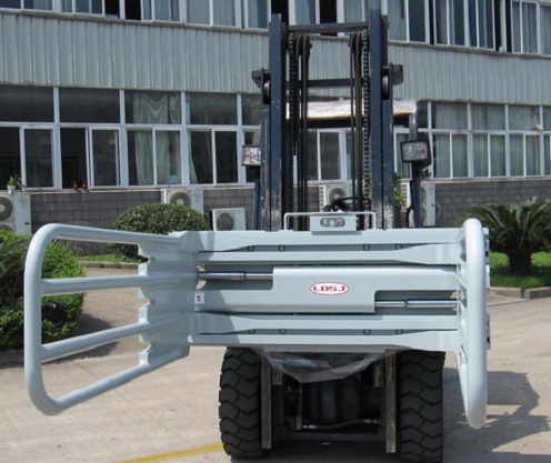 Xe nâng hàng kẹp mút xốp Xe nâng hàng kẹp mút xốp