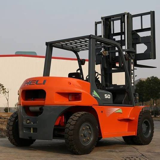 Xe nâng hàng 5 tấn  Xe nâng hàng 5 tấn