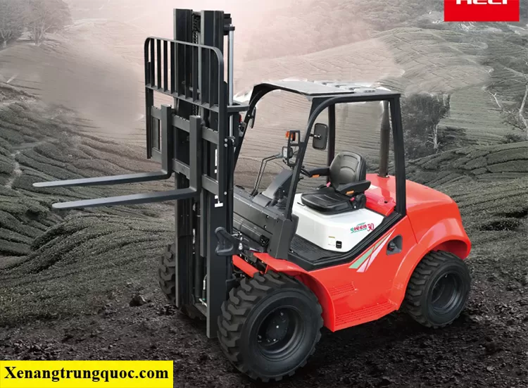 Xe nâng diesel địa hình