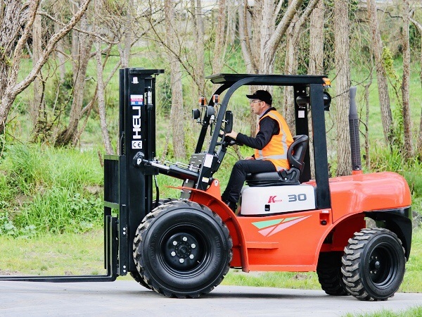 Xe nâng địa hình heli Xe nâng địa hình heli