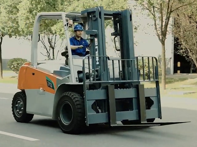 Xe nâng điện 7 tấn Xe nâng điện 7 tấn