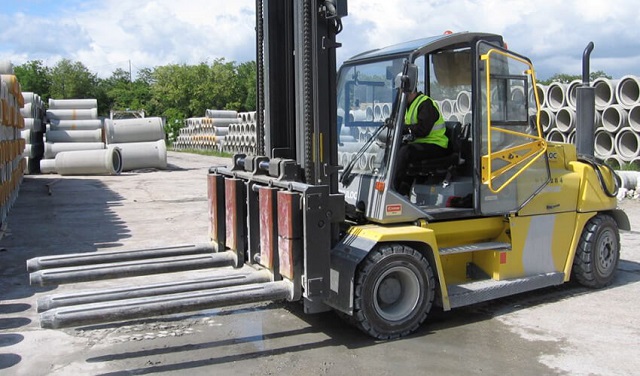 Xe nâng càng tròn nâng ống cống Xe nâng càng tròn nâng ống cống