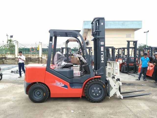 Xe nâng gật gù Xe nâng gật gù