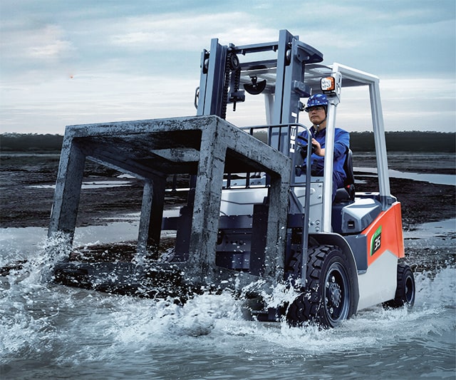 xe nâng điện lội nước xe nâng điện lội nước