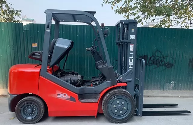 Xe nâng Trung Quốc Cũ lựa chọn Gía Rẻ với thương hiệu xe nâng UY TÍN