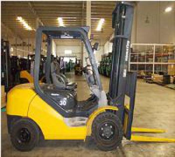 XE NÂNG CŨ 3T-2010